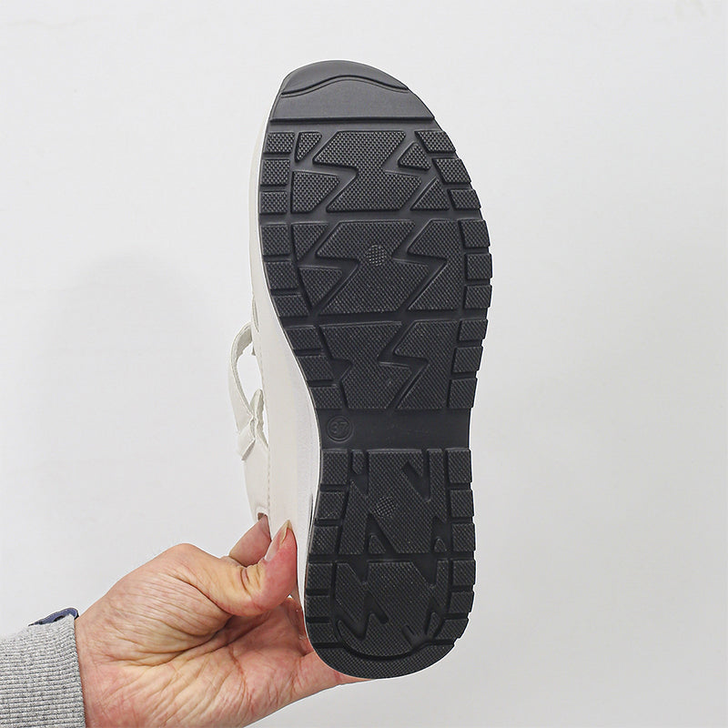 Lia™ | Zapatilla de moda