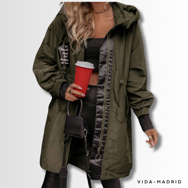 IRENE | CHAQUETA CON MANGAS LARGAS Y CAPUCHA