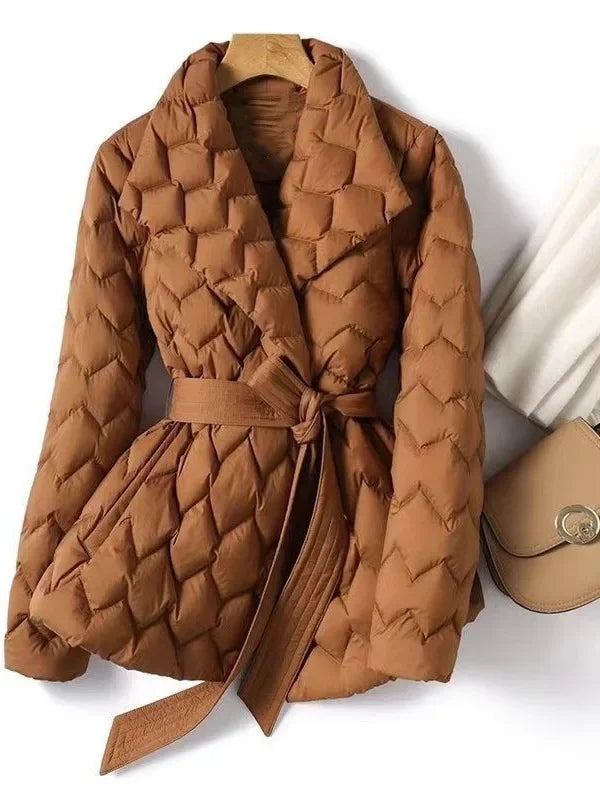 MILA – Abrigo de invierno cómodo con detalle de cordones